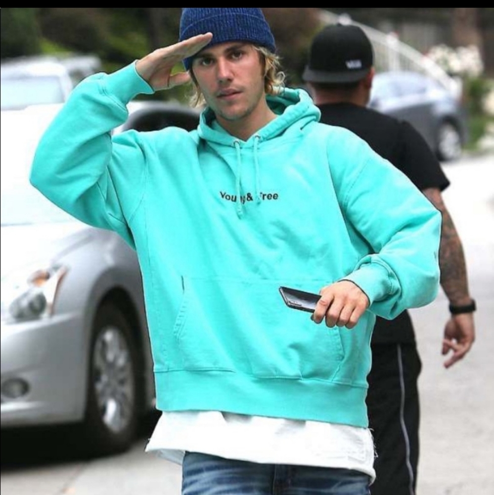 Young&free hoodie